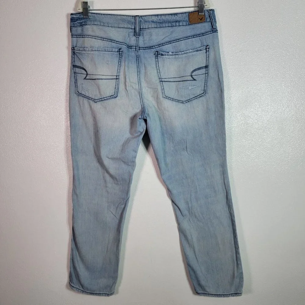 American Eagle‎ Womens Tomgirl Jeans 14 Button Fly Distressed 100% Cotton AEO